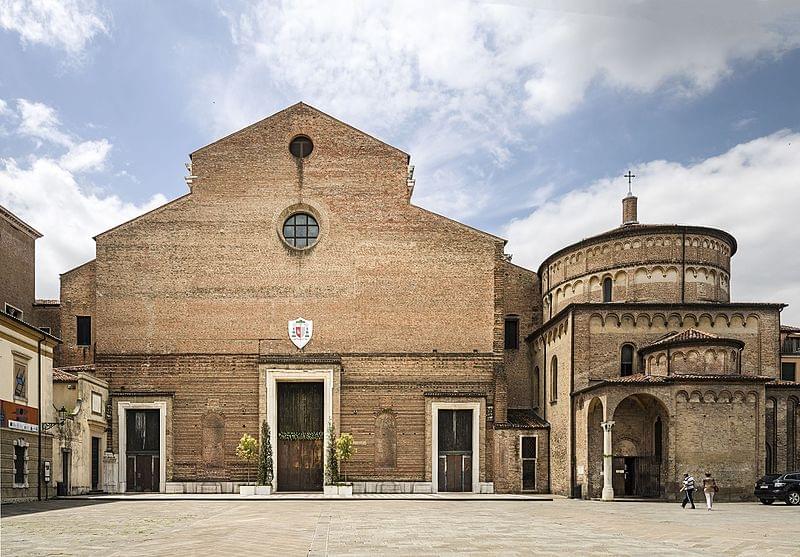 padova duomo facciata