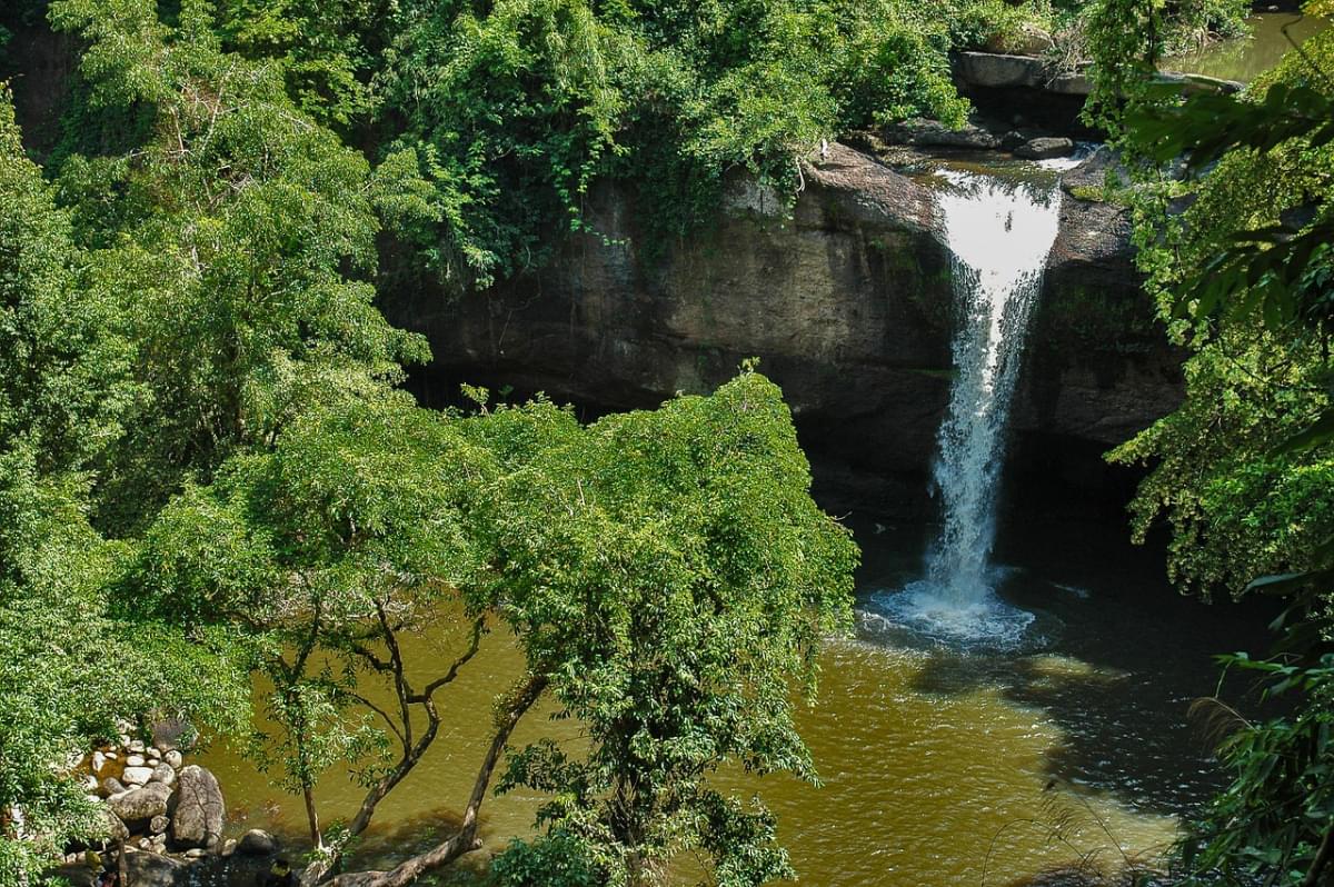 paesaggio cascata khao yai