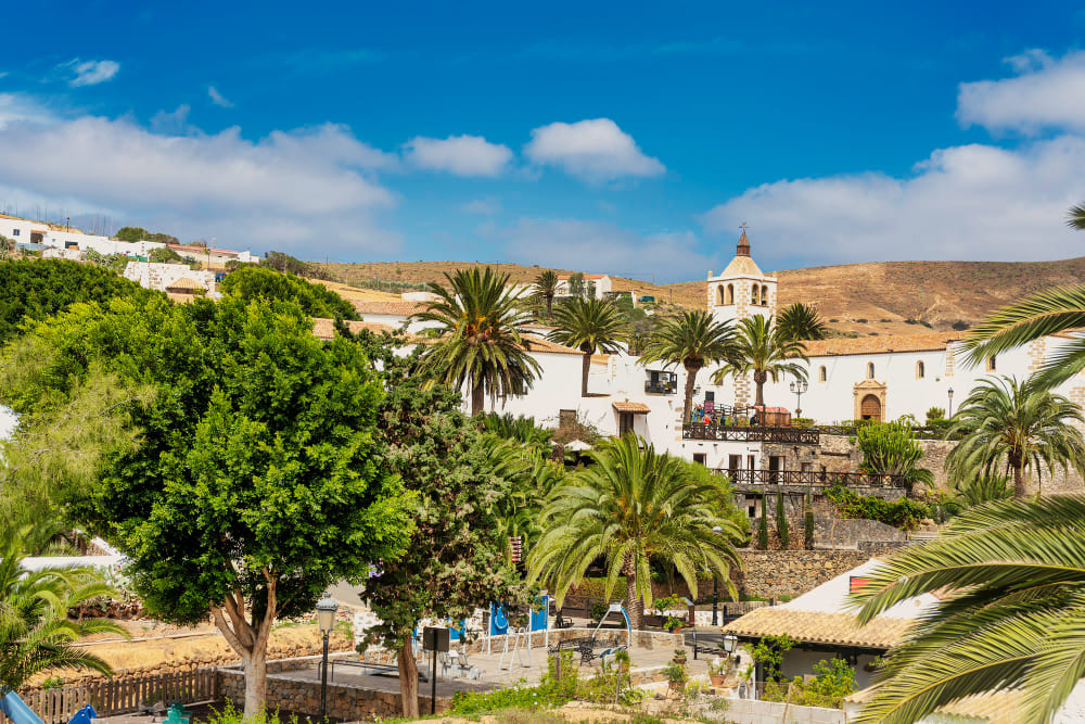 paesaggio della storica citta di betancuria il villaggio piu antico delle isole canarie fuerteventura