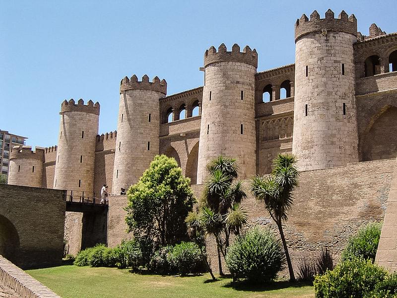 palacio de la aljaferia zaragoza