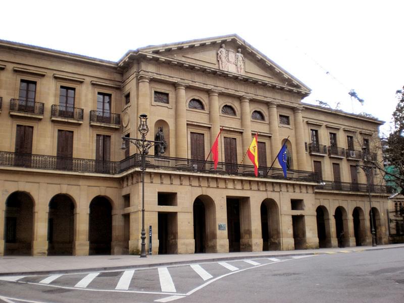 palacio de navarra sede de la diputacion