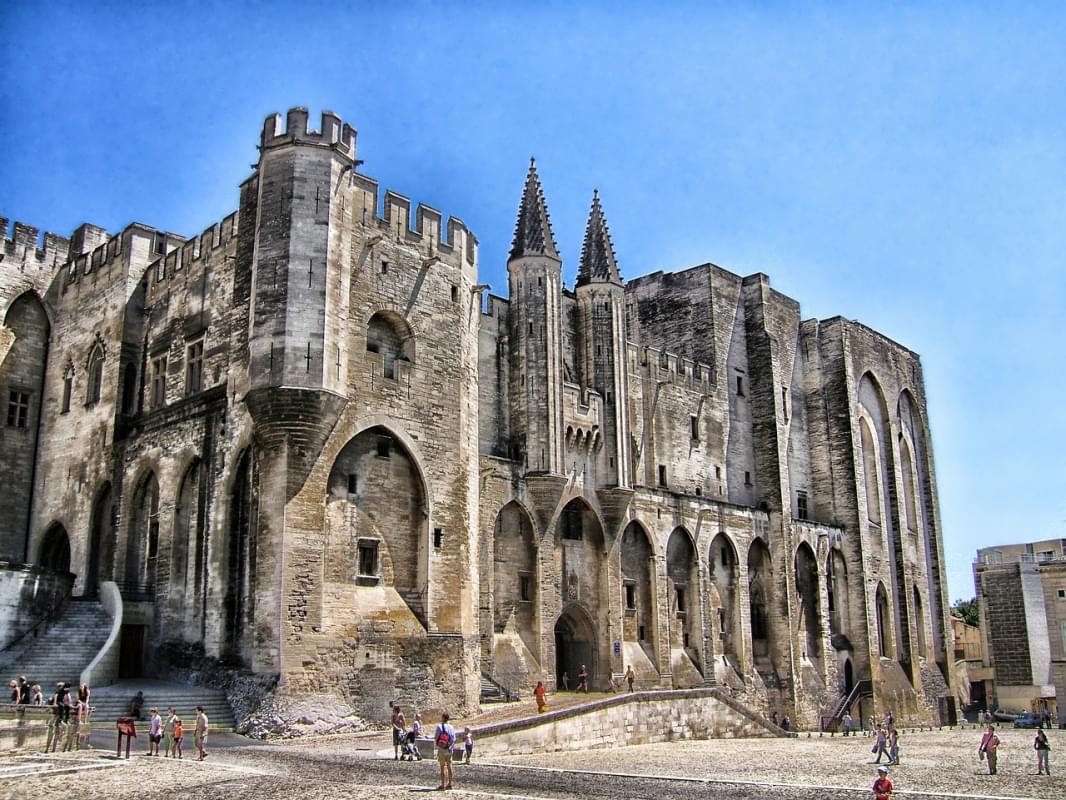 palais des papes avignone francia 1