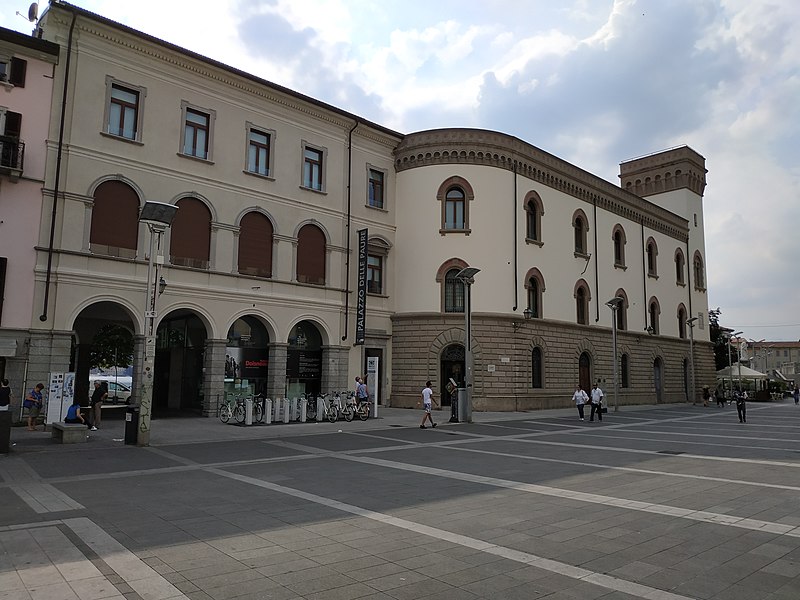 /foto/palazzo paure lecco