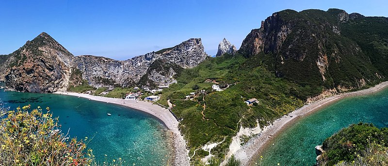 palmarola cala del porto capo mazzella