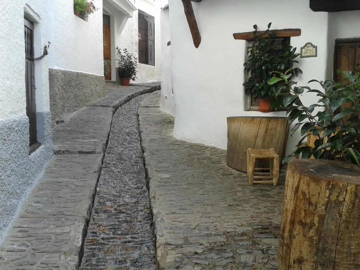 pampaneira granada alpujarra strada