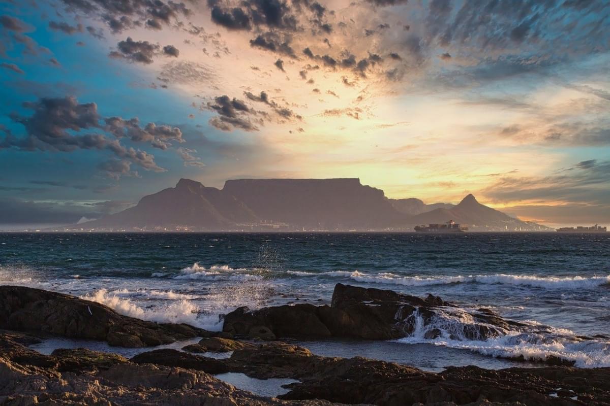 panorama tramonto table mountain