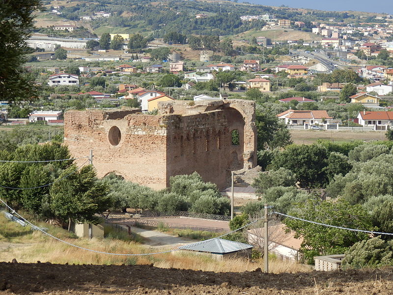 parco archeologico scolacium basilica