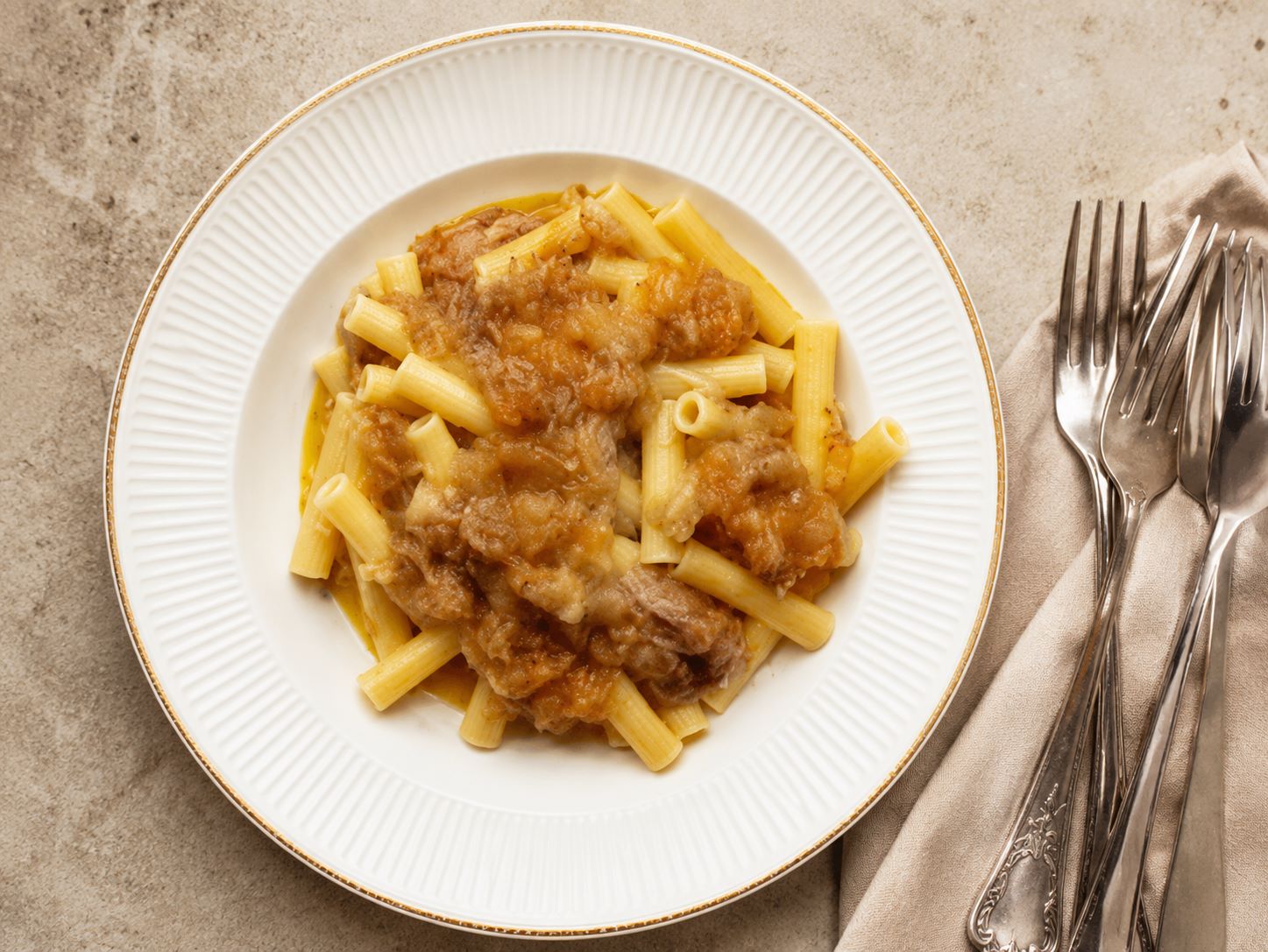 pasta genovese napoli