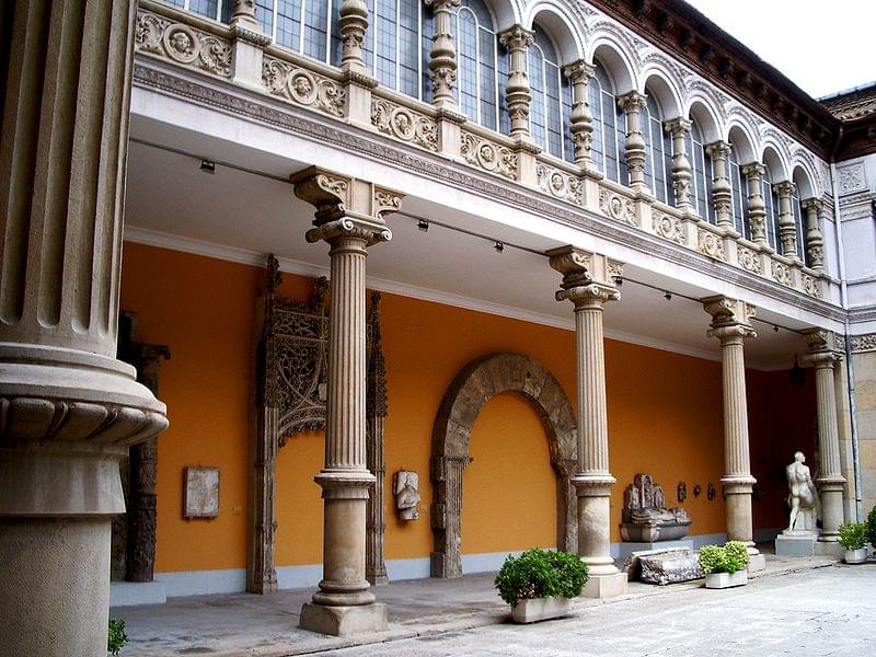 patio del museo de zaragoza 1