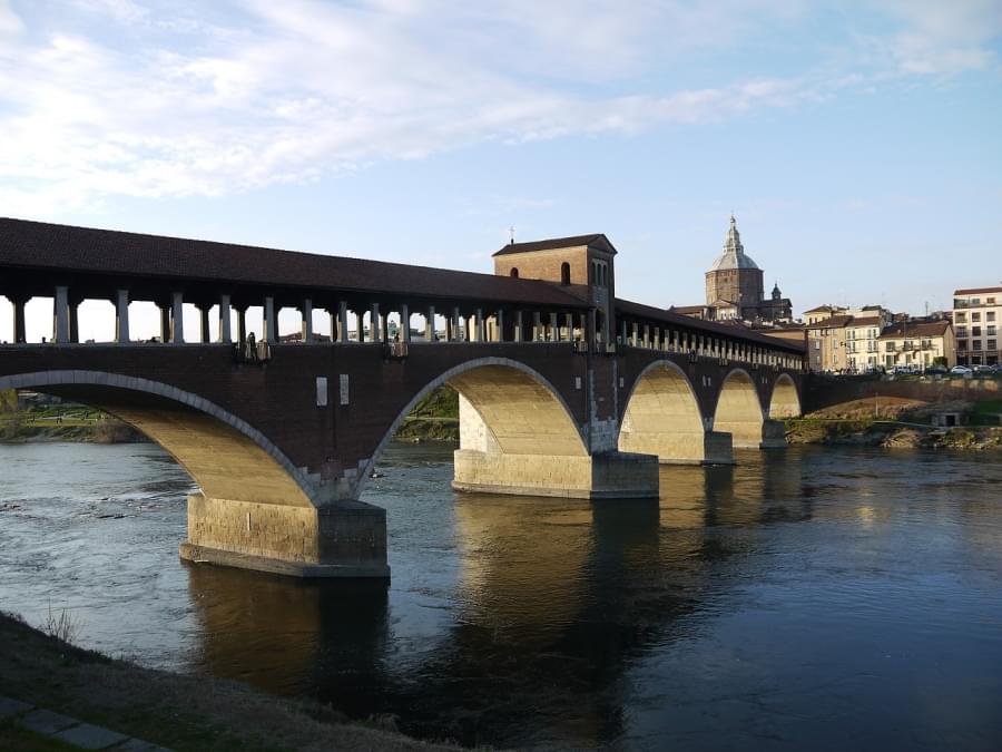 pavia ticino italia ponte fiume 1