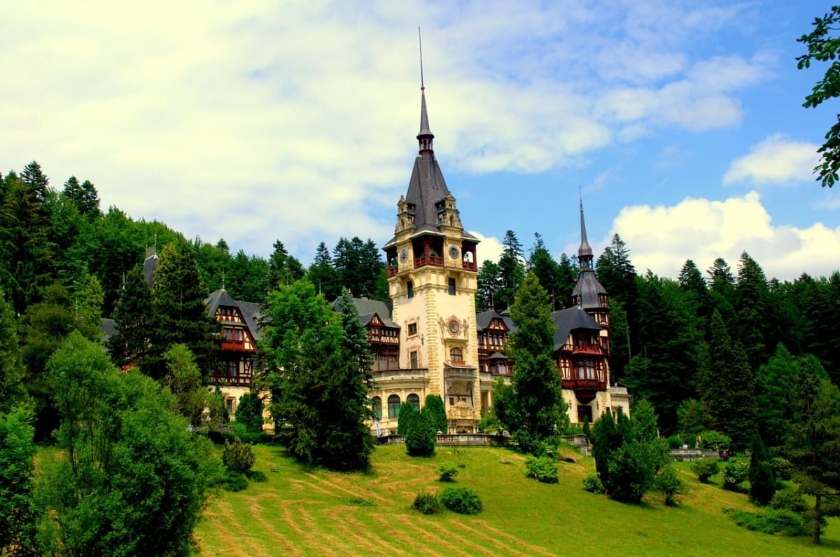 peles castel sinaia romania