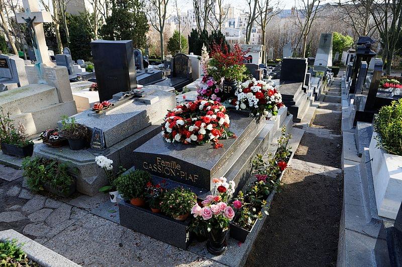 pere lachaise piaf