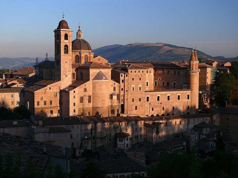 pesaro e urbino marche