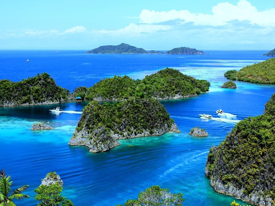 piaynemo papua indonesia