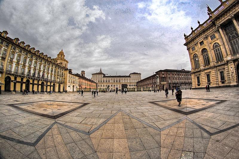 piazza castello a torino