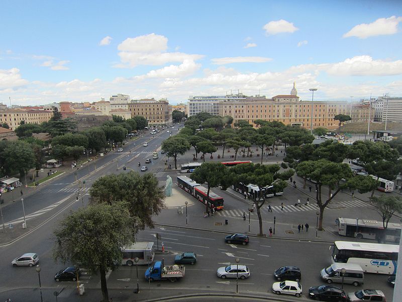 Piazza Dei Cinquecento