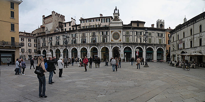 /foto/piazza della loggia brescia