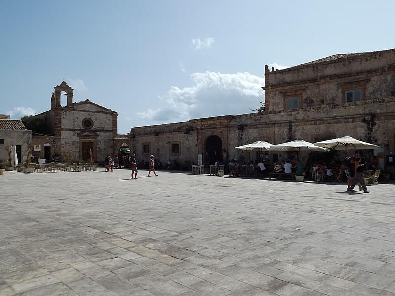 piazza di marzamemi