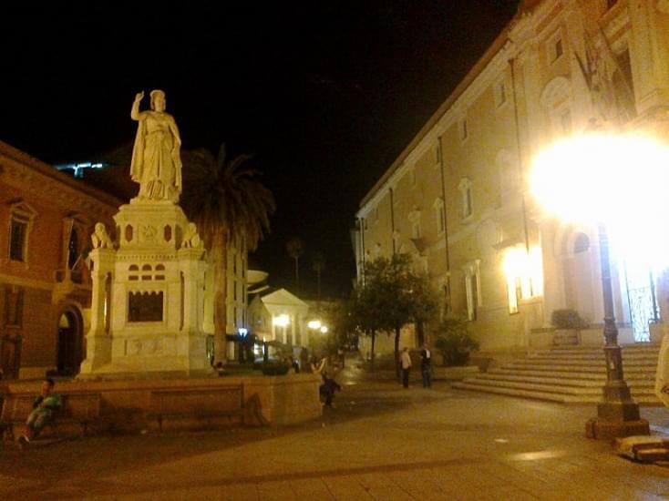 piazza eleonora oristano