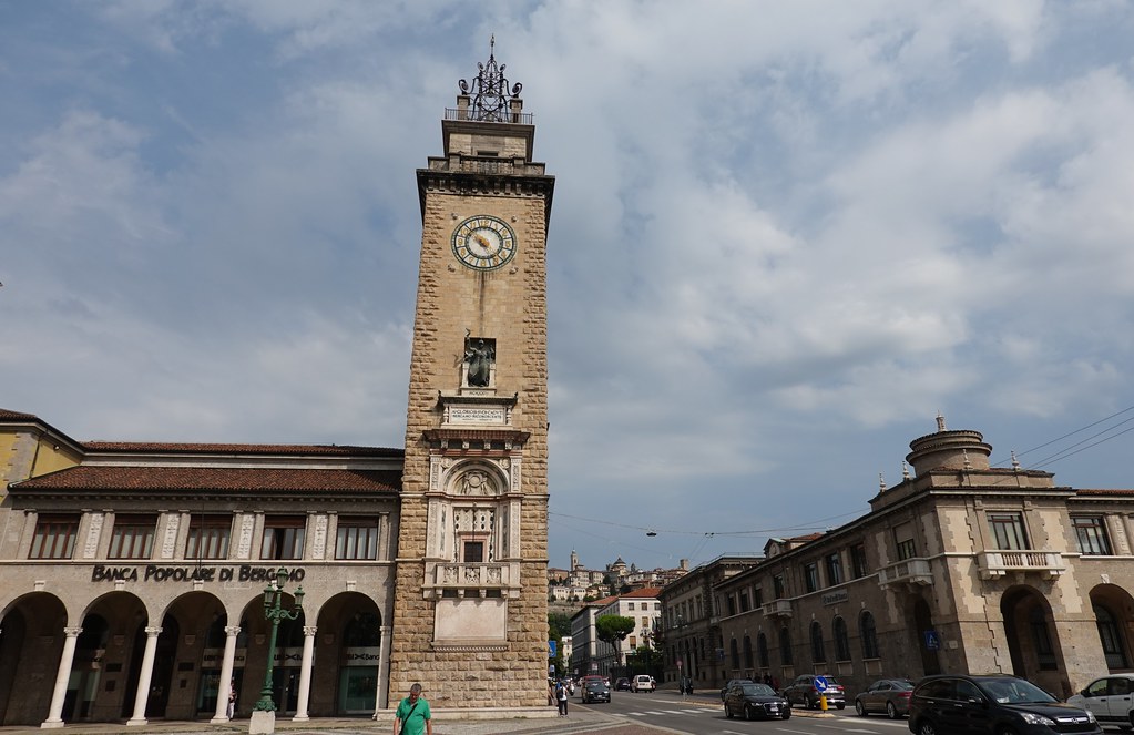 piazza matteotti bergamo