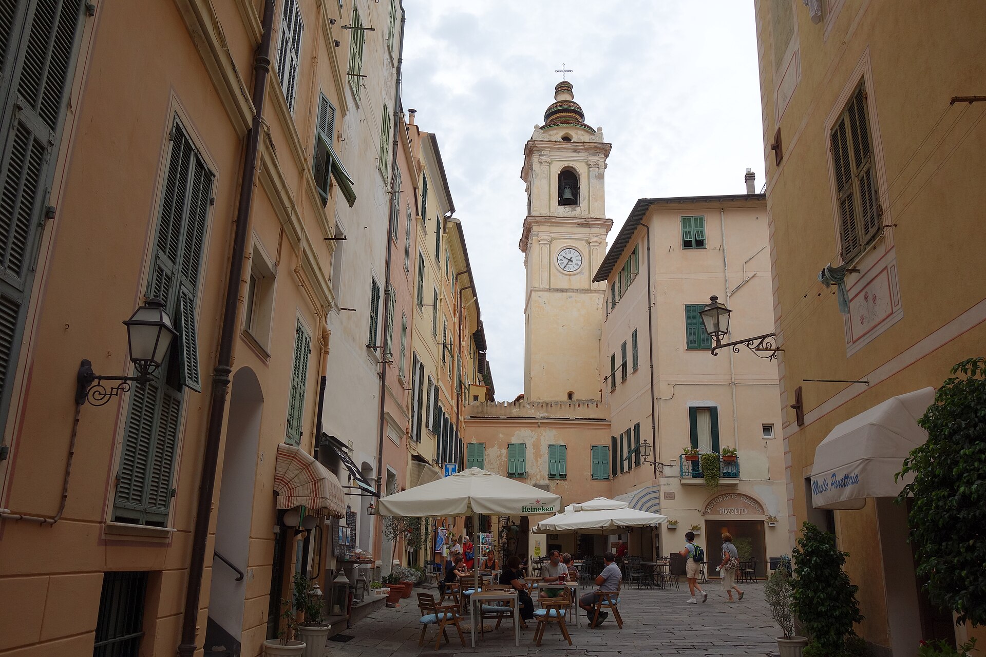 piazzadelpopolo bordighera