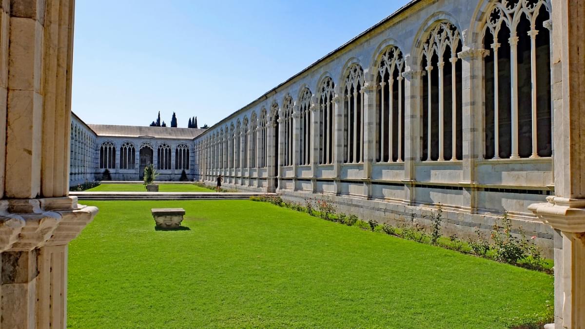 pisa italia monumento camposanto