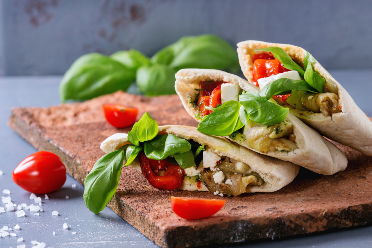 pita bread sandwiches with vegetables
