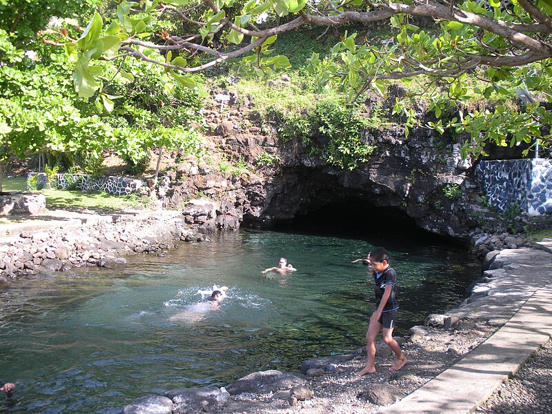 piula cave pool upolu island samoa