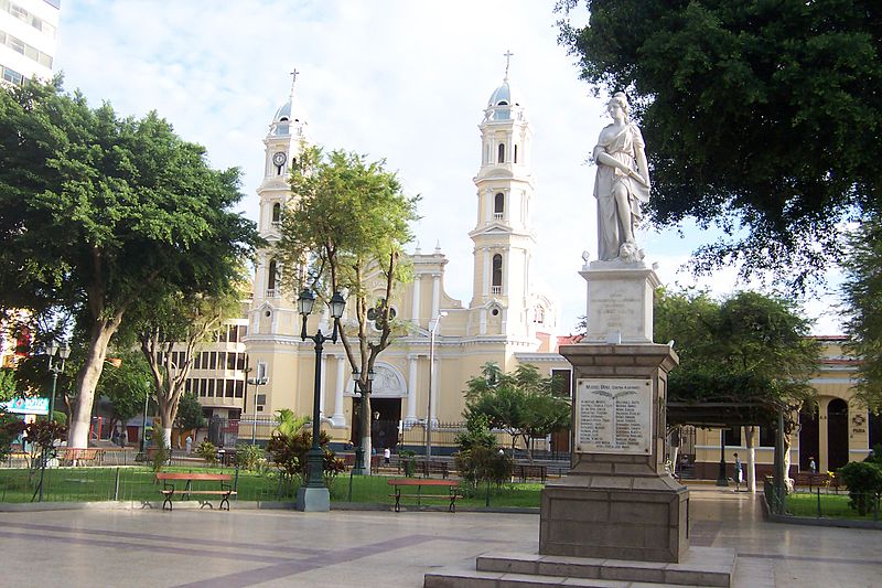 piura plaza de armas 1