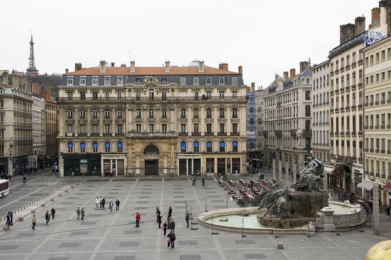 place des terreaux 08