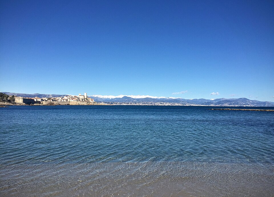 plage de la salis antibes panoramio