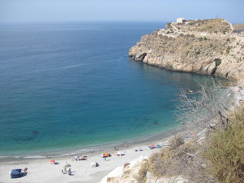 playa de la rijana granada