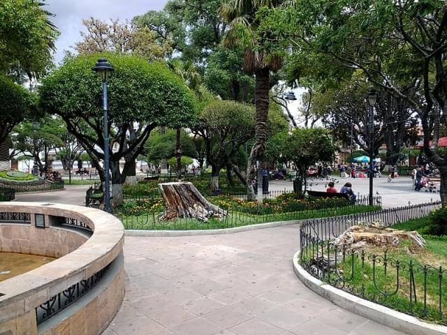 plaza 25 de mayo sucre bolivia