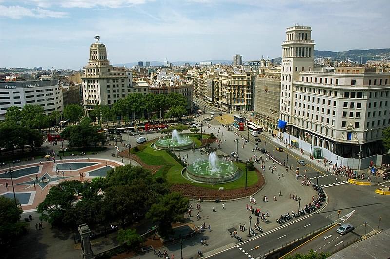 plaza catalunya barcelona