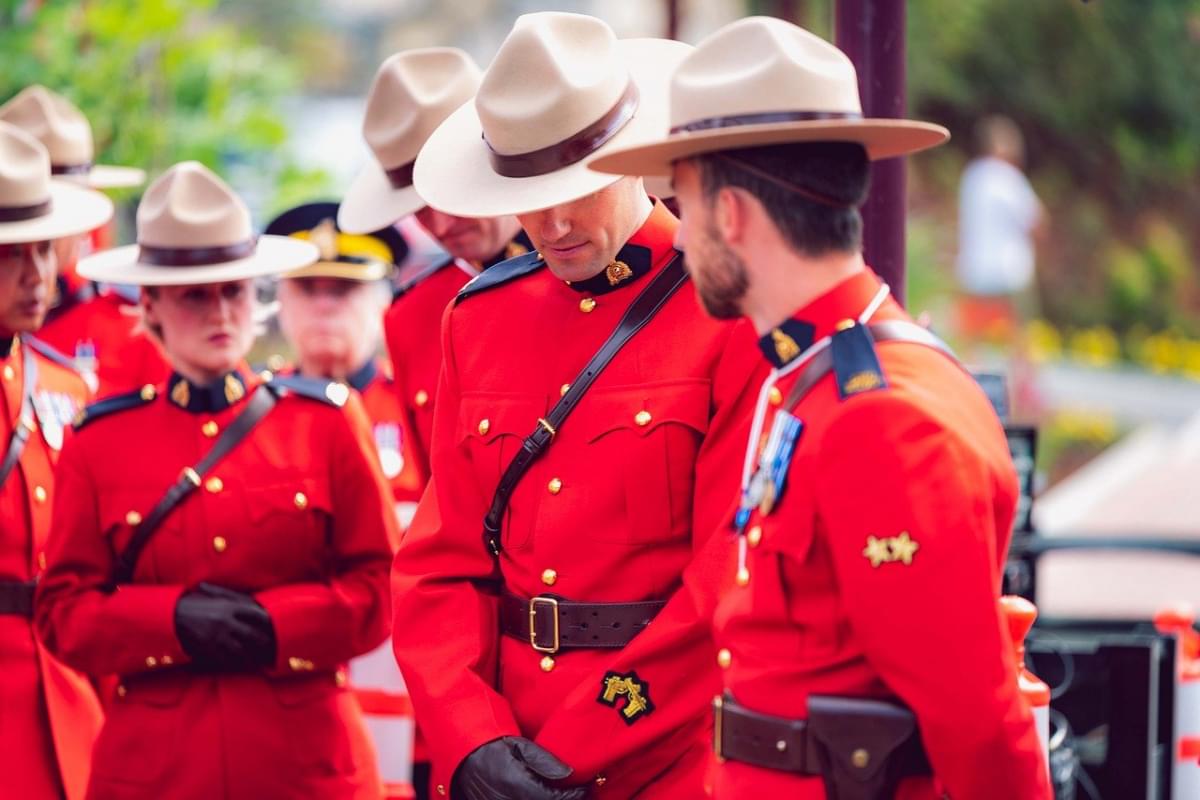 polizia a cavallo rcmp canadese