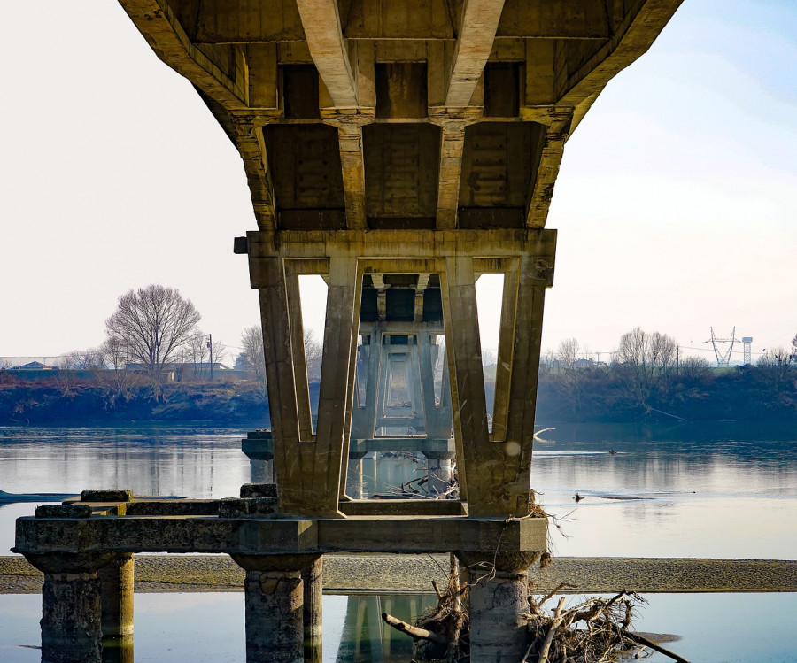 ponte castelsangiovanni piacenza