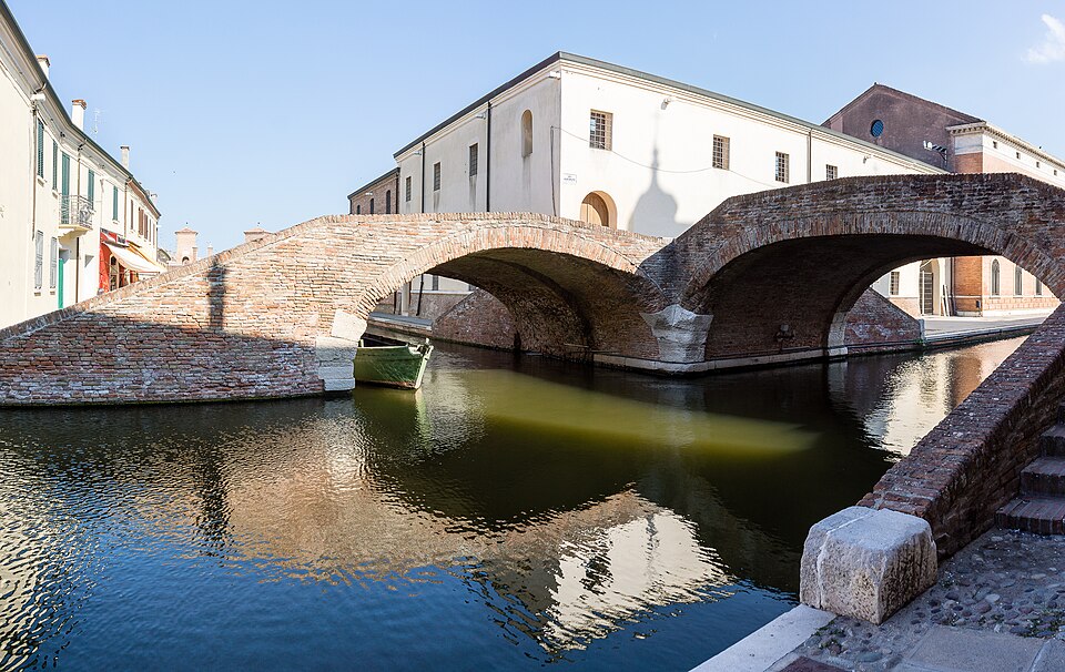 ponte degli sbirri comacchio