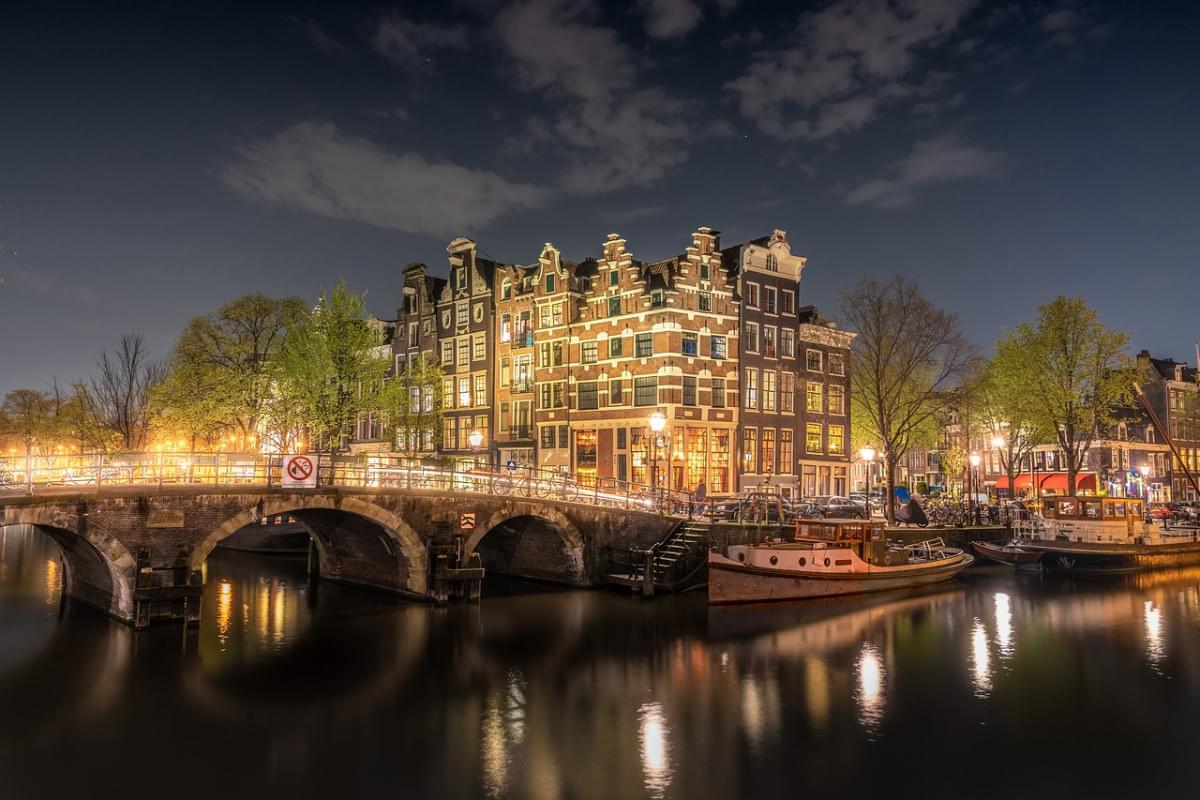 ponte fiume architettura amsterdam