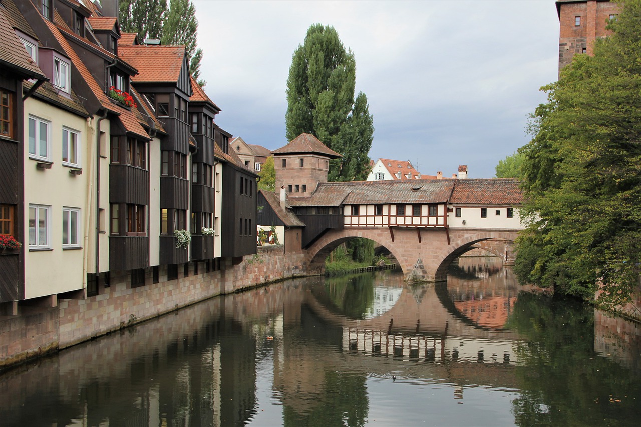 ponte norimberga acqua fiume