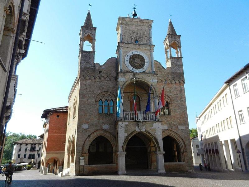 pordenone palazzo comunale