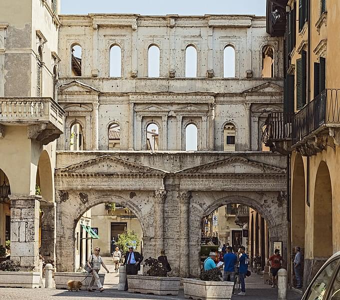 porta borsari verona 1