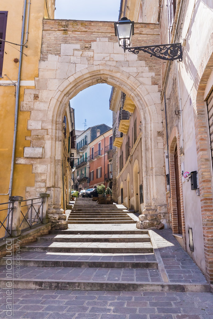 porta pescara old arch