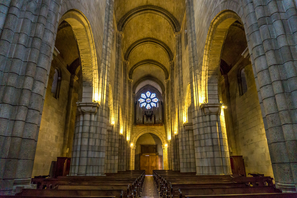 Interno della Cattedrale Sé di Porto, architettura gotica