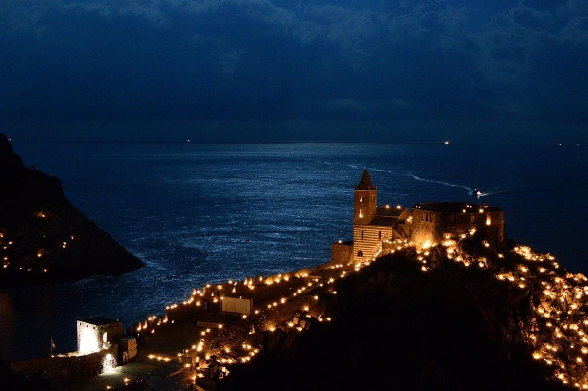 portovenere luci la spezia