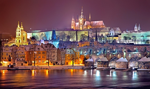 praga panorama inverno notte