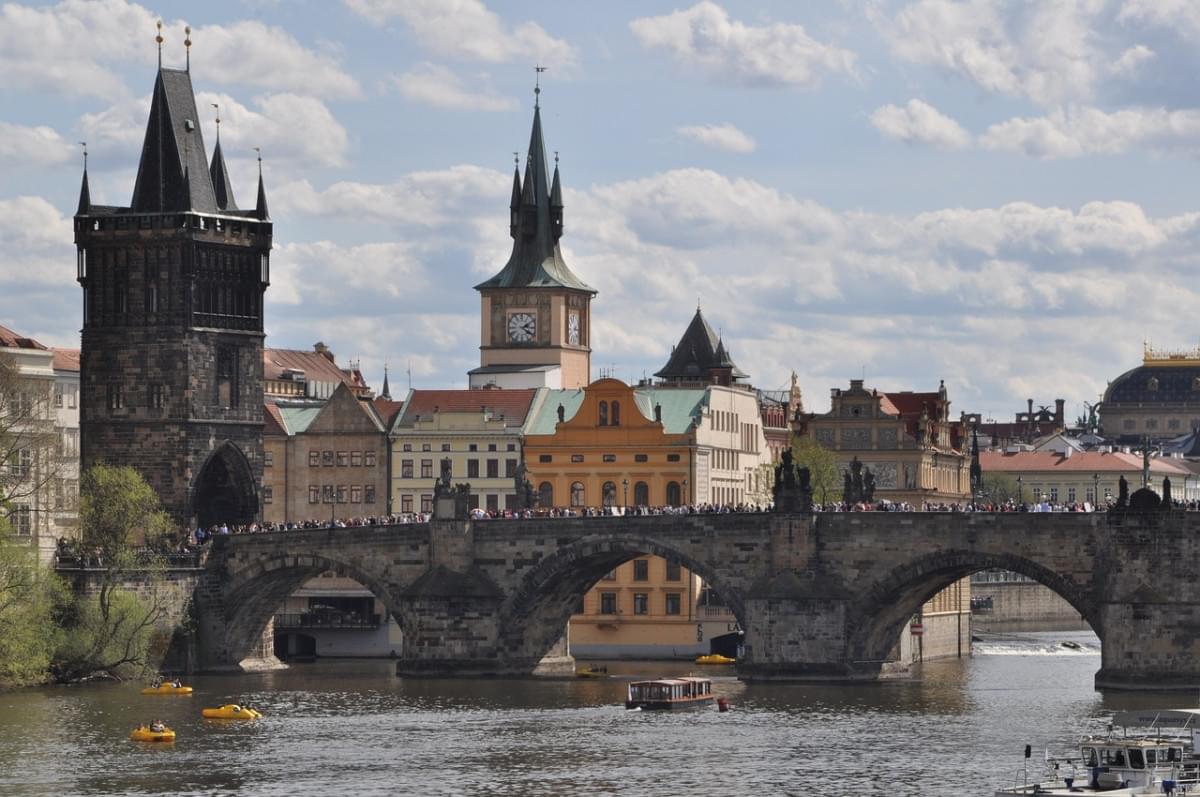 praga ponte carlo moldova 1 1