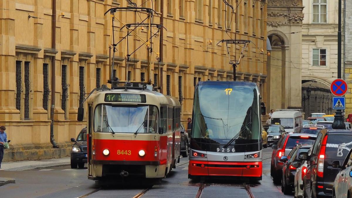 praga tram citta ceco strada