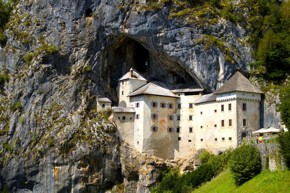 predjamski castello