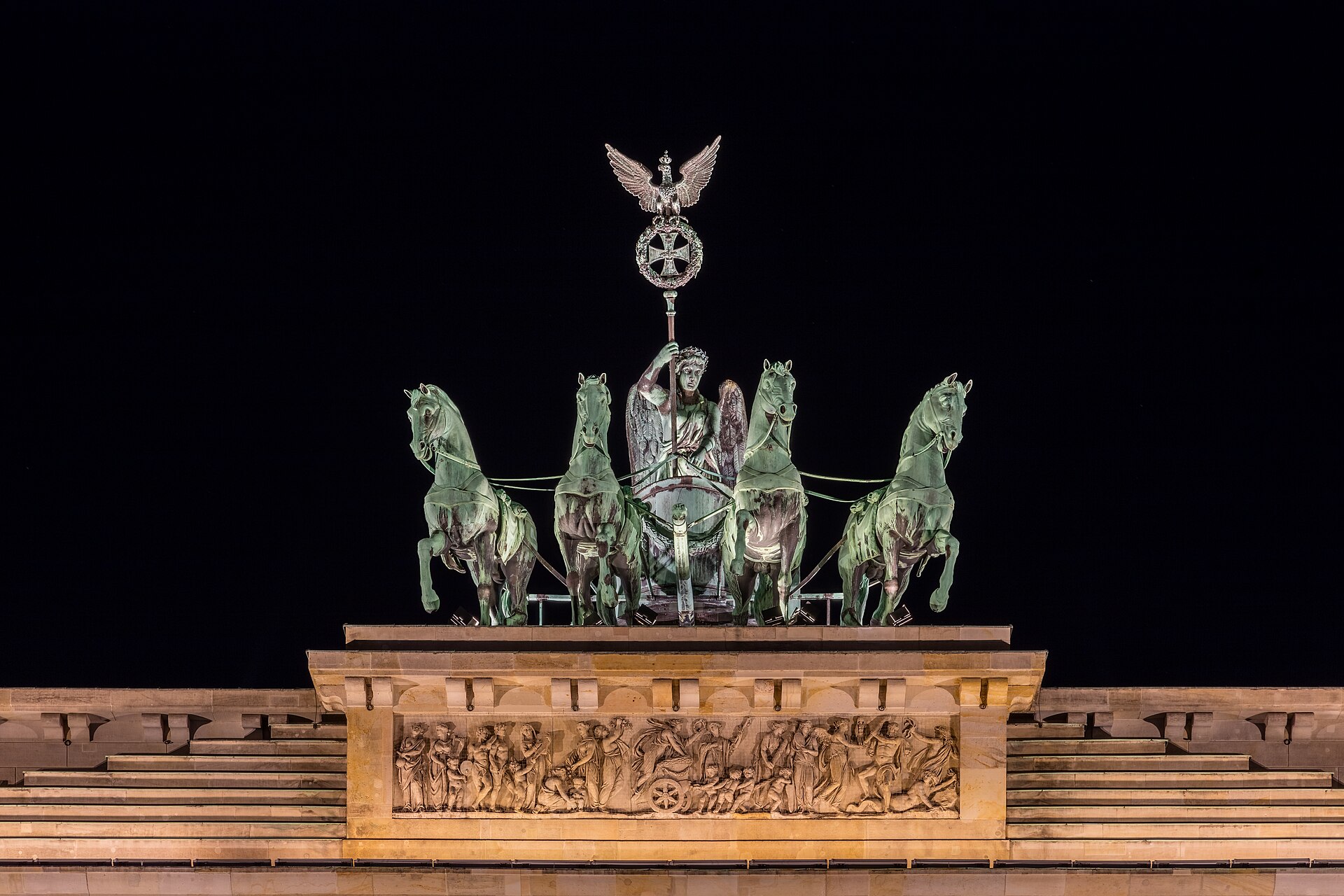 puertadebrandeburgo berlin alemania 2016 04 21 dd49 51hdr