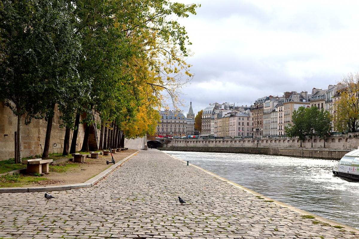 quai de seine parigi francia 1